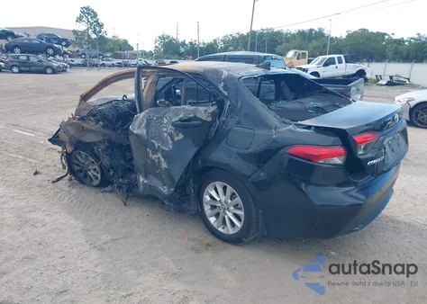 2021 Toyota Corolla Xle z USA, uszkodzony, nr VIN 5YFFPMAE1MP200887